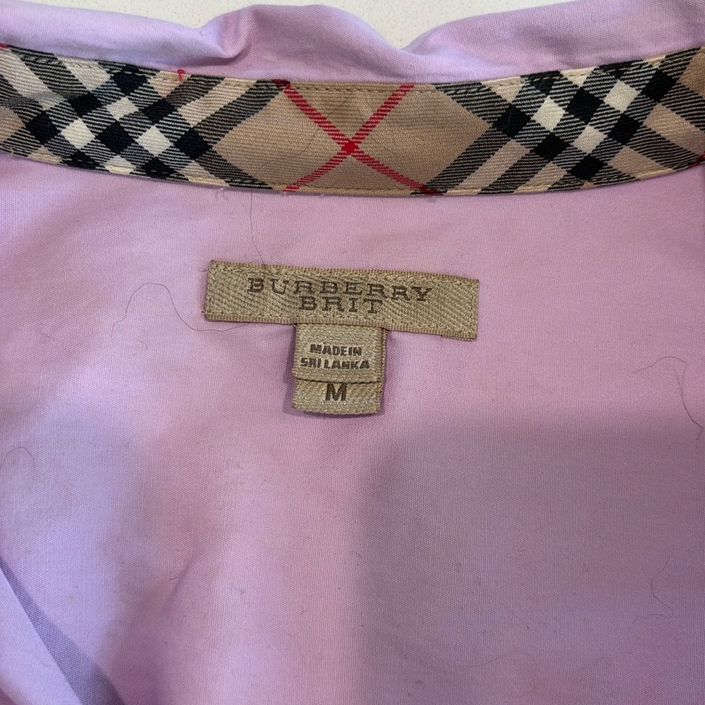 Authentic Burberry short sleeve dress shirt lavender
